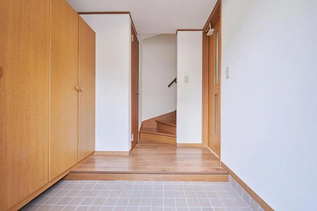 上落合ハウス Kamiochiai House Lägenhet Tokyo prefektur